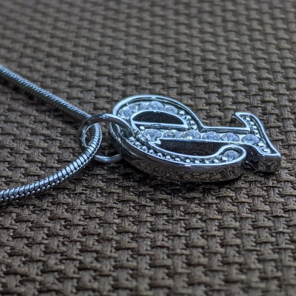 Vintage Avon Monogram Letter P Necklace Snake Chain - Picture 4 of 10